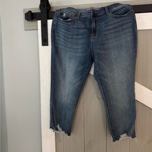 Judy Blue Capris Women's Blue Jeans